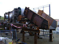 Kestral dewatering chute assembly