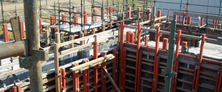 Structural concrete formwork and reinforcement